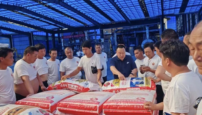 Cambodian Customers Visited RISSO Fertilizer Factory