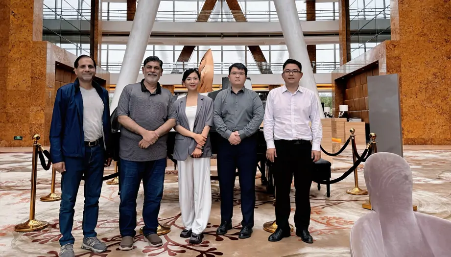 Reunión con socios paquistaníes en Beijing2
