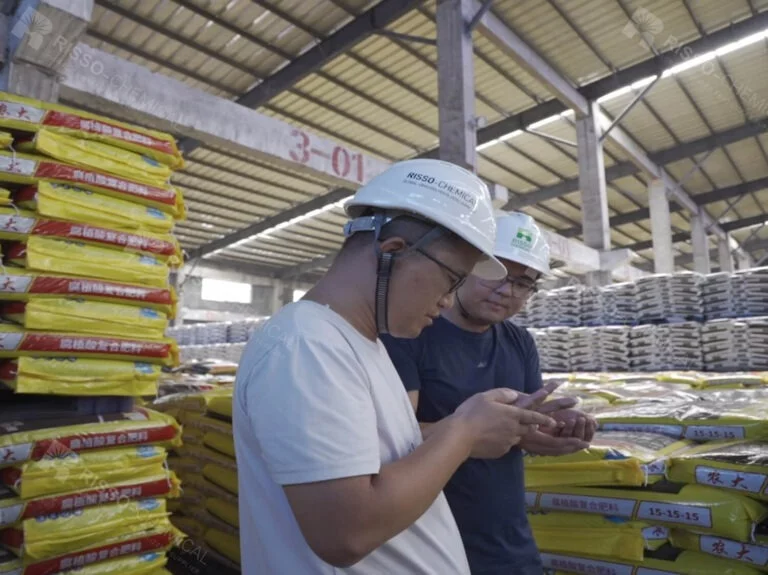 Los clientes visitan la fábrica de Risso