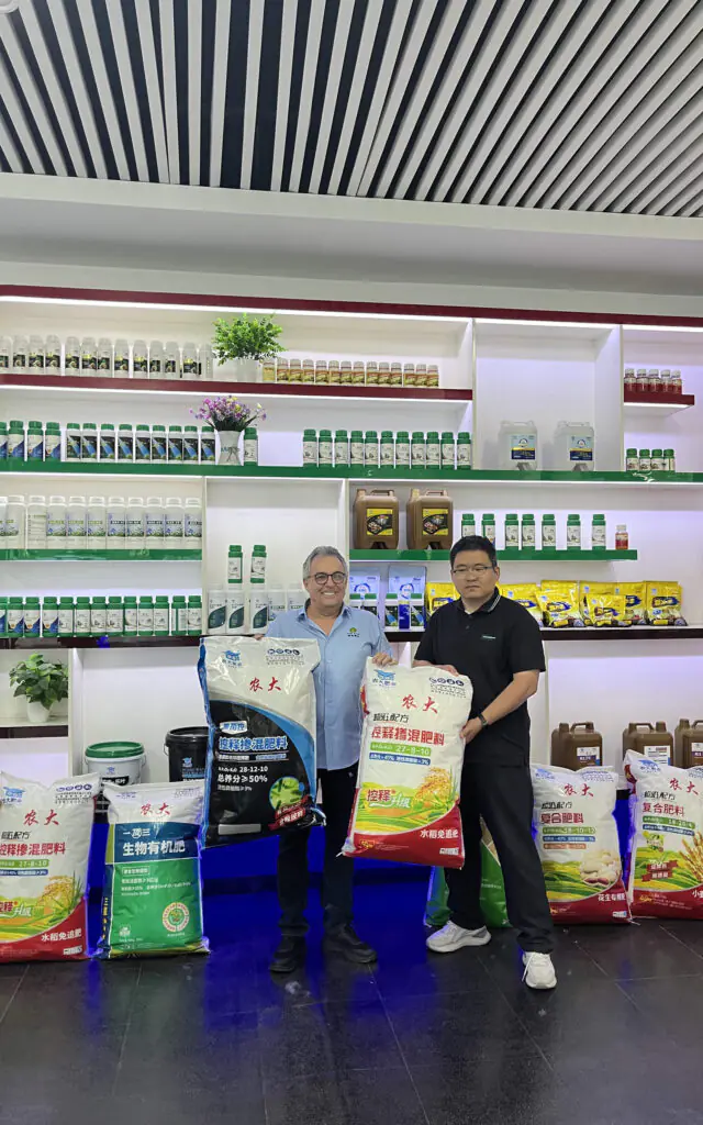 Los clientes brasileños ya están en la sala de exposiciones1